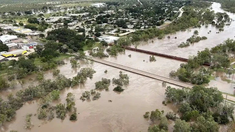 Daly River Flooding To Remain Dangerous For At Least A Week