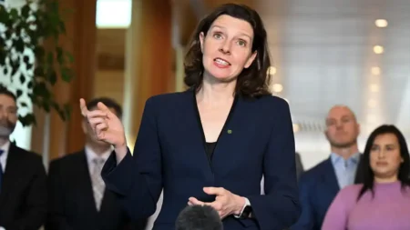 Allegra Spender Calls for 50% Tax on Energy War Profits