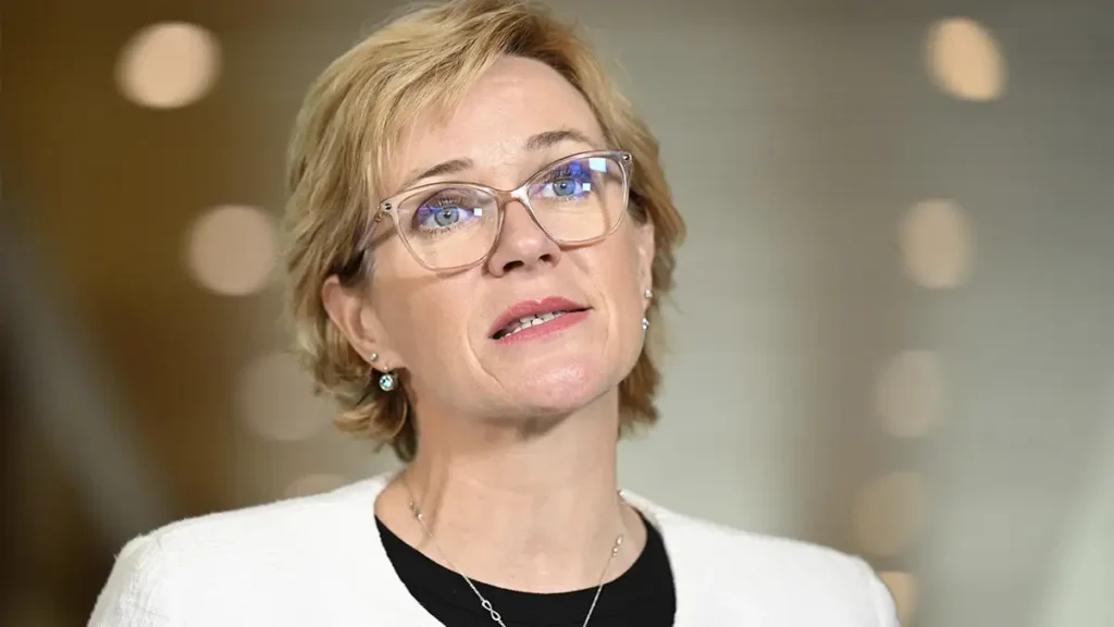 Zali Steggall Pushes Truth in Political Advertising Laws