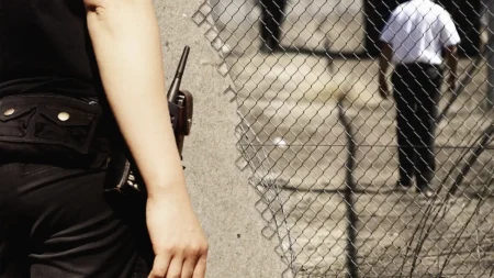 Workers warn of understaffing at Australian detention centres