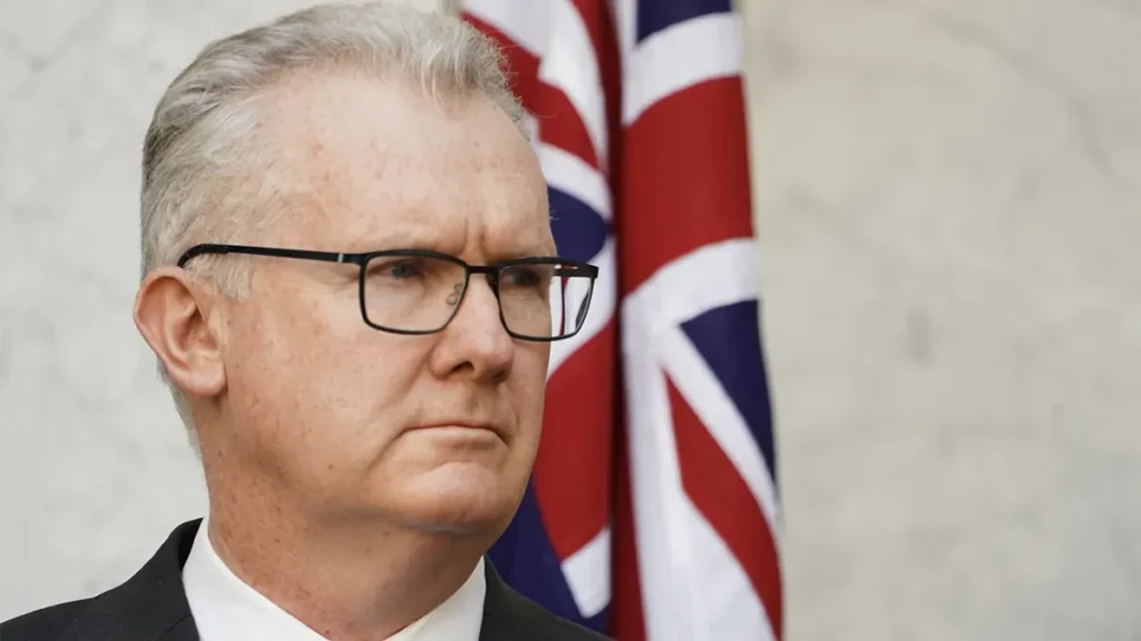 Australia Considers Emergency Visa Powers Over Middle East War