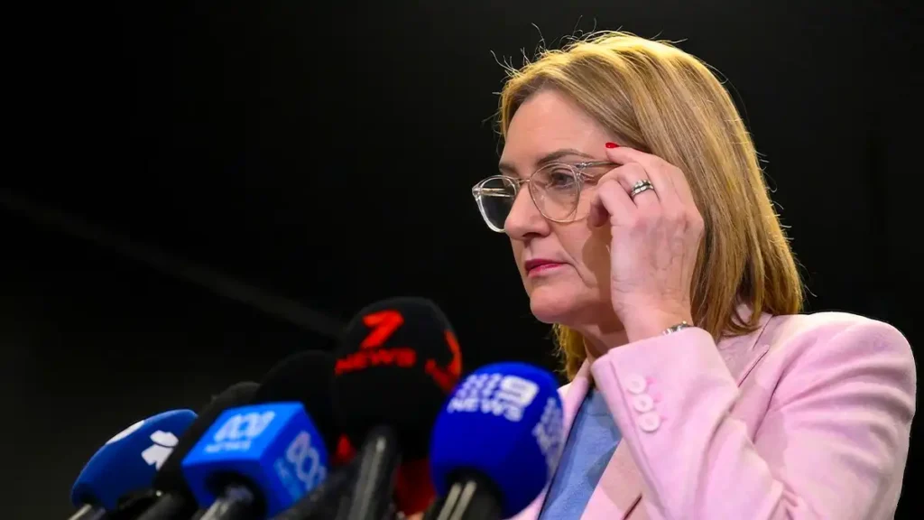 Jacinta Allan Dismisses Leadership Spill Reports to Focus on Cost of Living Jacinta Allan Rejects Leadership Questions Amid Polling Pressure