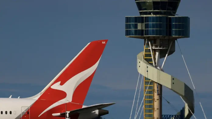 Staff shortages cancel one flight every three days across Australia